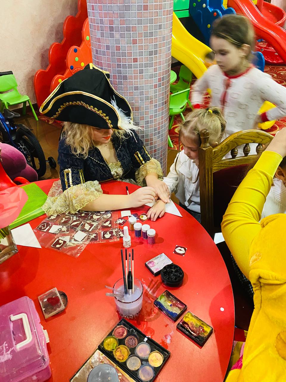 Дитяча ігрова кімната Троєщина, ресторан з дитячою кімнатою на Троєщині. Фото10.